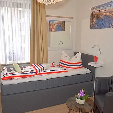 Hotel Zur Seerobbe 3*
