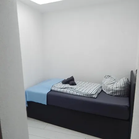 Ξενοδοχείο Zur Seerobbe 3*