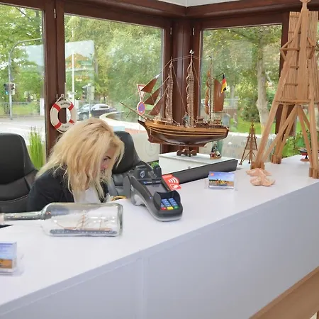 호텔 Zur Seerobbe 쿡스하펜