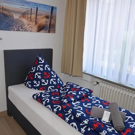 Zur Seerobbe 3*