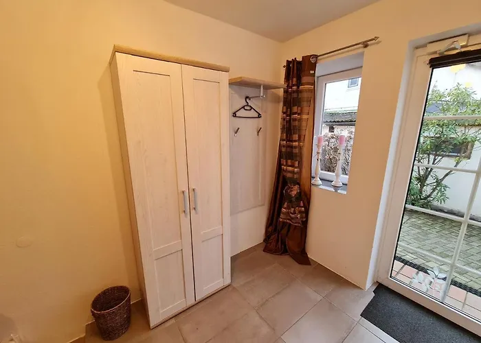 Отель Zur Seerobbe Куксхафен