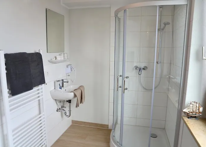 Zur Seerobbe Отель 3*